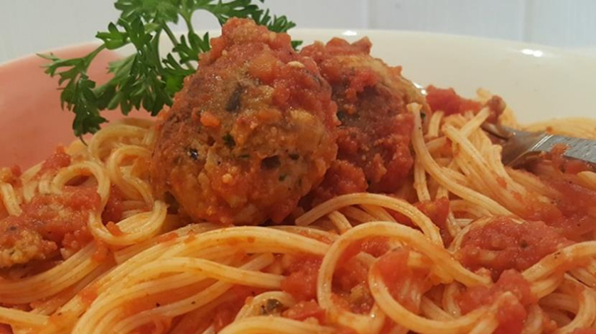 Spaghetti and meatballs on a plate